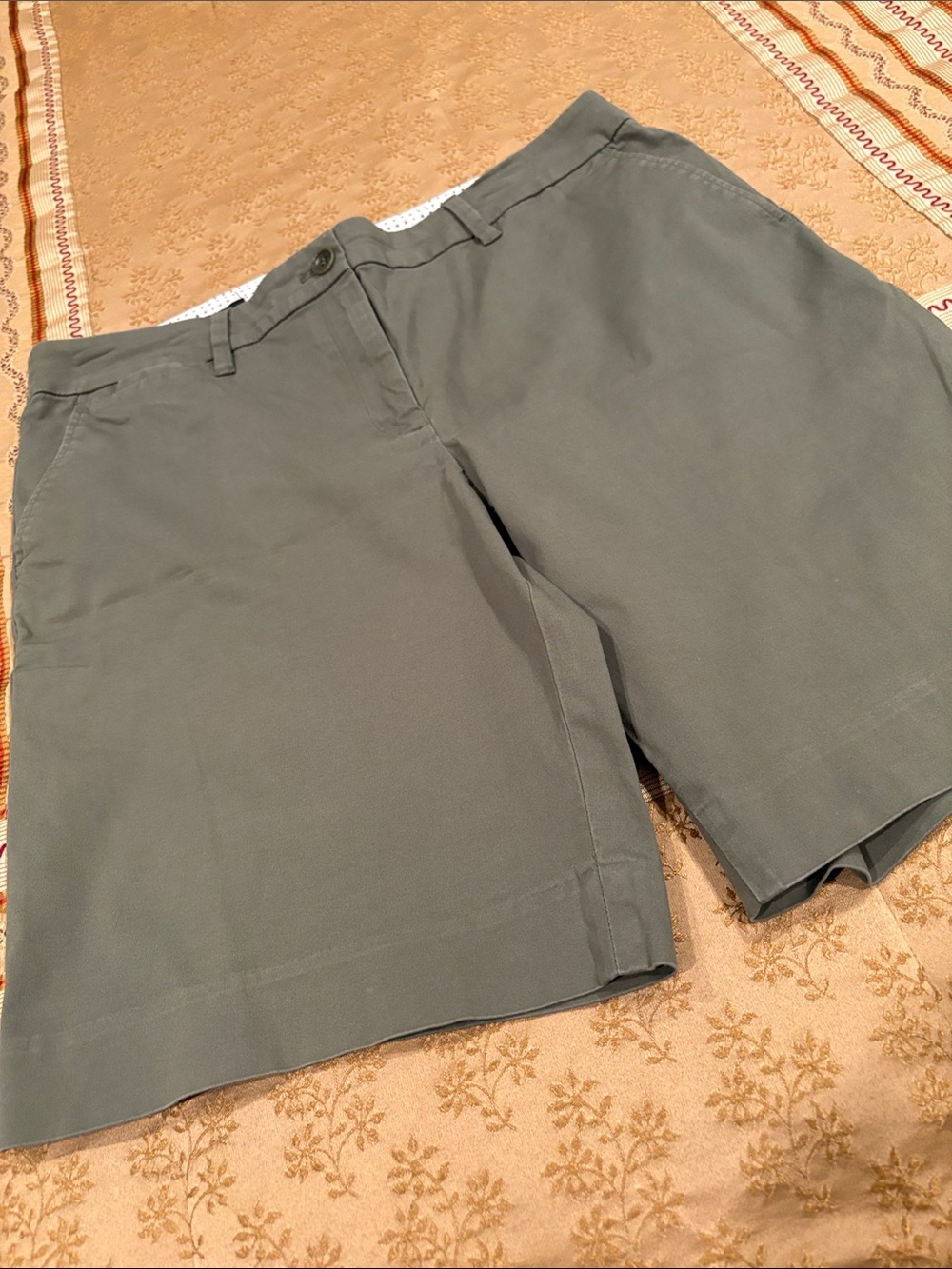 Talbots Olive Green Shorts, “Perfect Short 10 1/2,” Cotton/Spandex Blend, 14